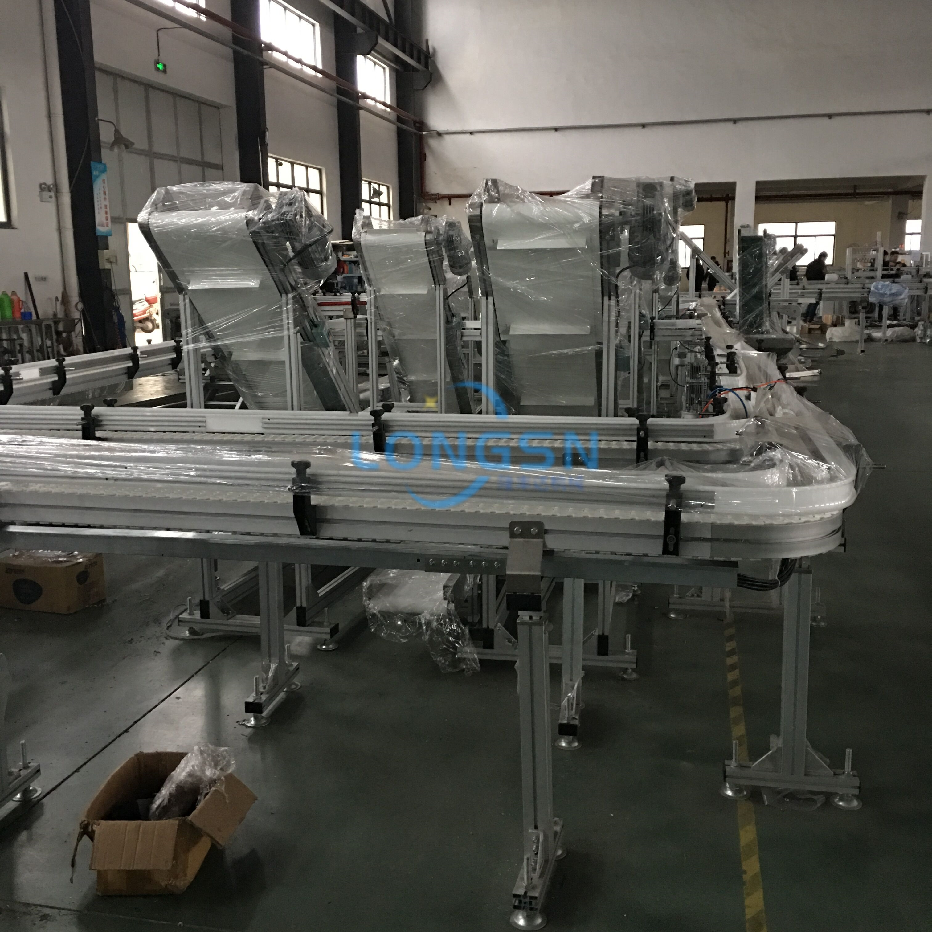 Hệ thống vận chuyển chai