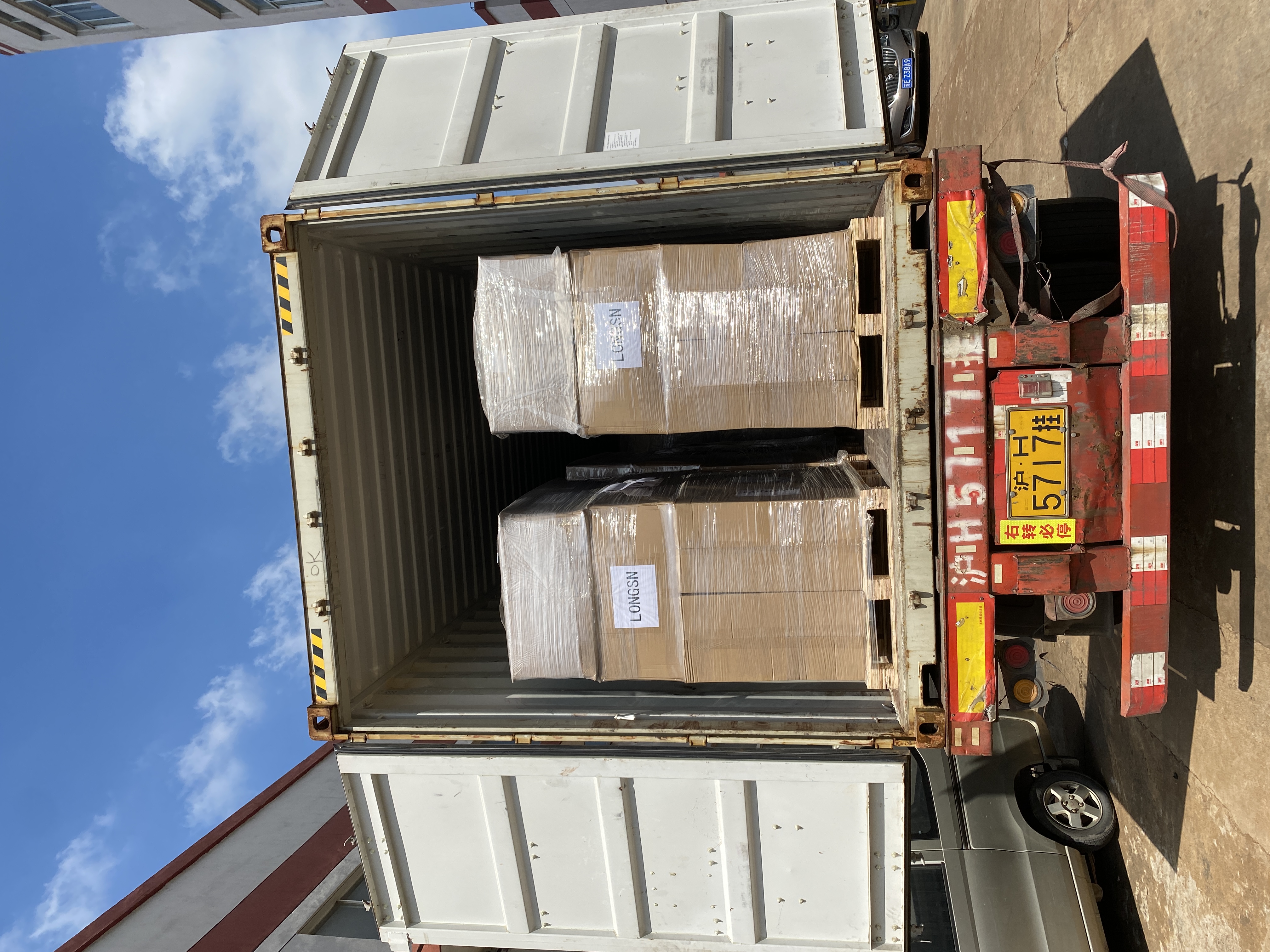 M&aacute;y đ&oacute;ng g&oacute;i chai rỗng