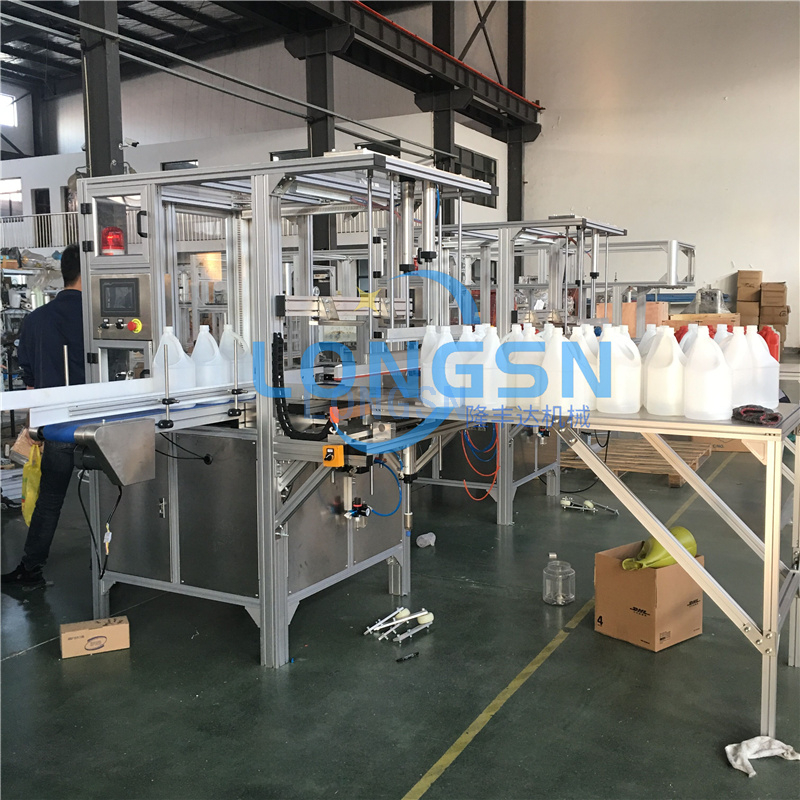 M&aacute;y đ&oacute;ng g&oacute;i chai