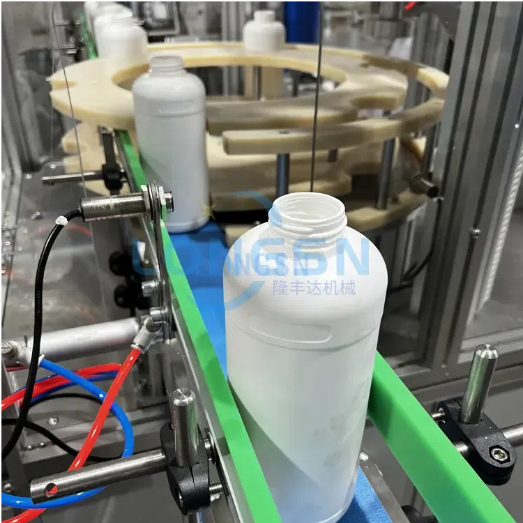 M&aacute;y cắt cổ chai