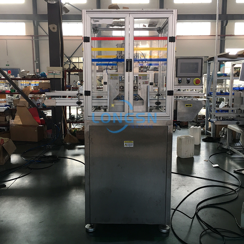 m&aacute;y cắt cổ chai