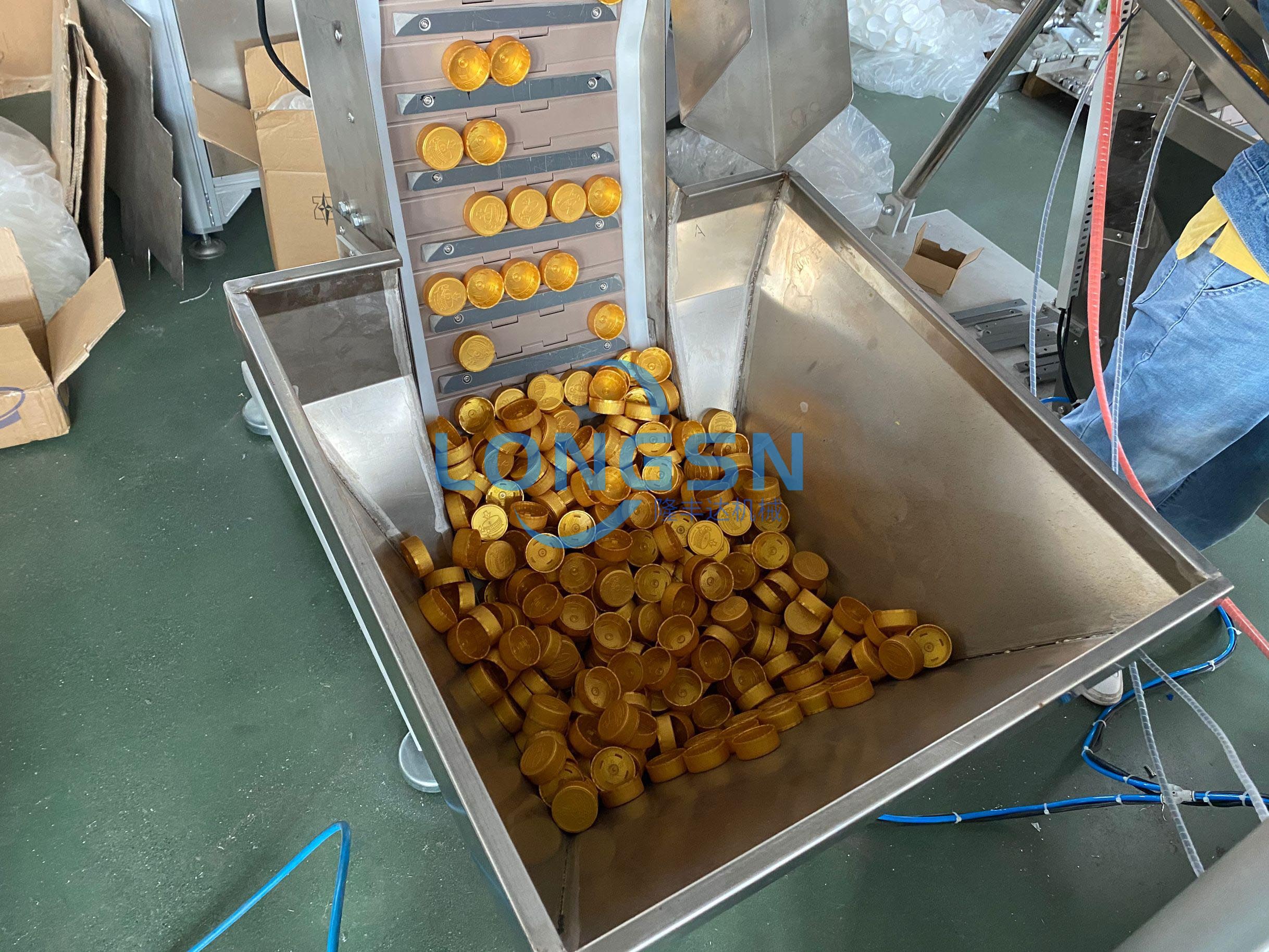 Cap Lining Machine 