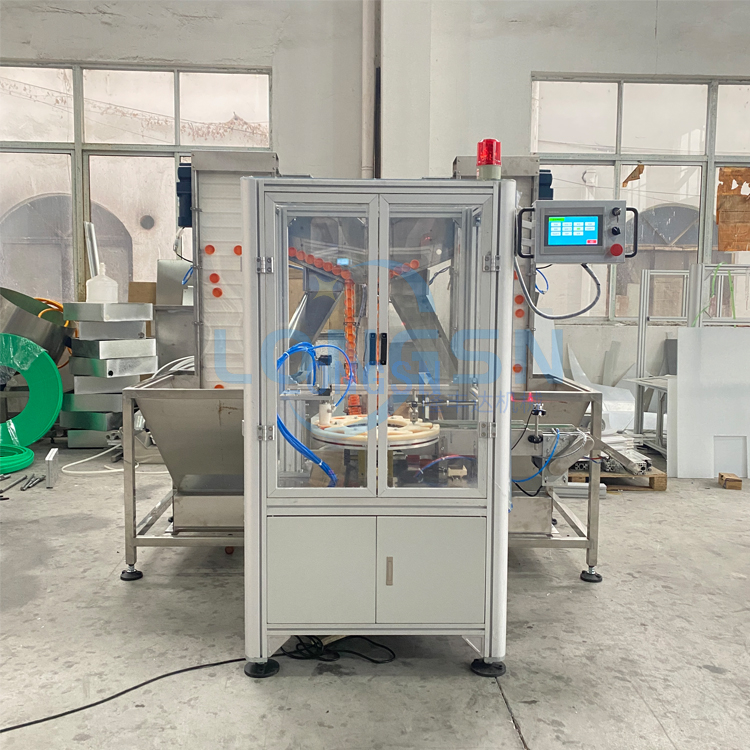 m&aacute;y m&oacute;c lắp r&aacute;p mũ nhựa